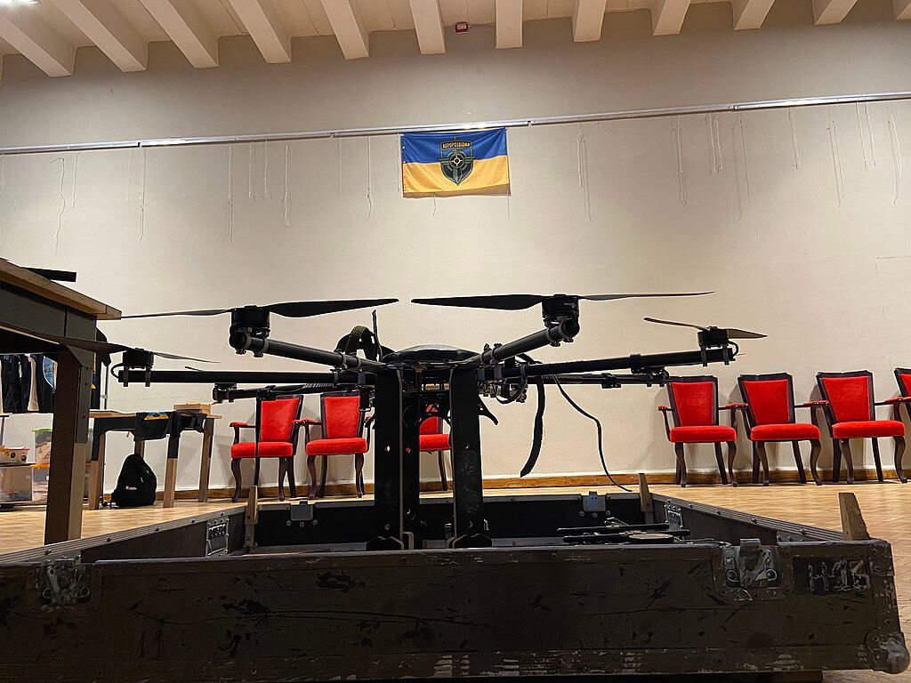 The_Ukrainian_drone_R18,_Aerorozvidka_(1)