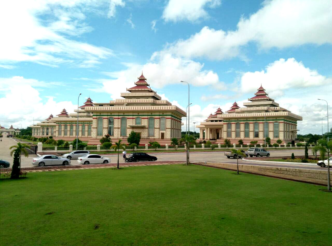 1280px-Nay-Pyi-Taw_Parliament