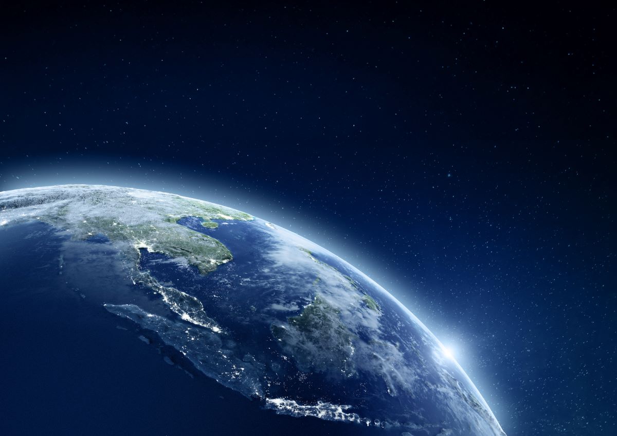 Globe Asia Pivot