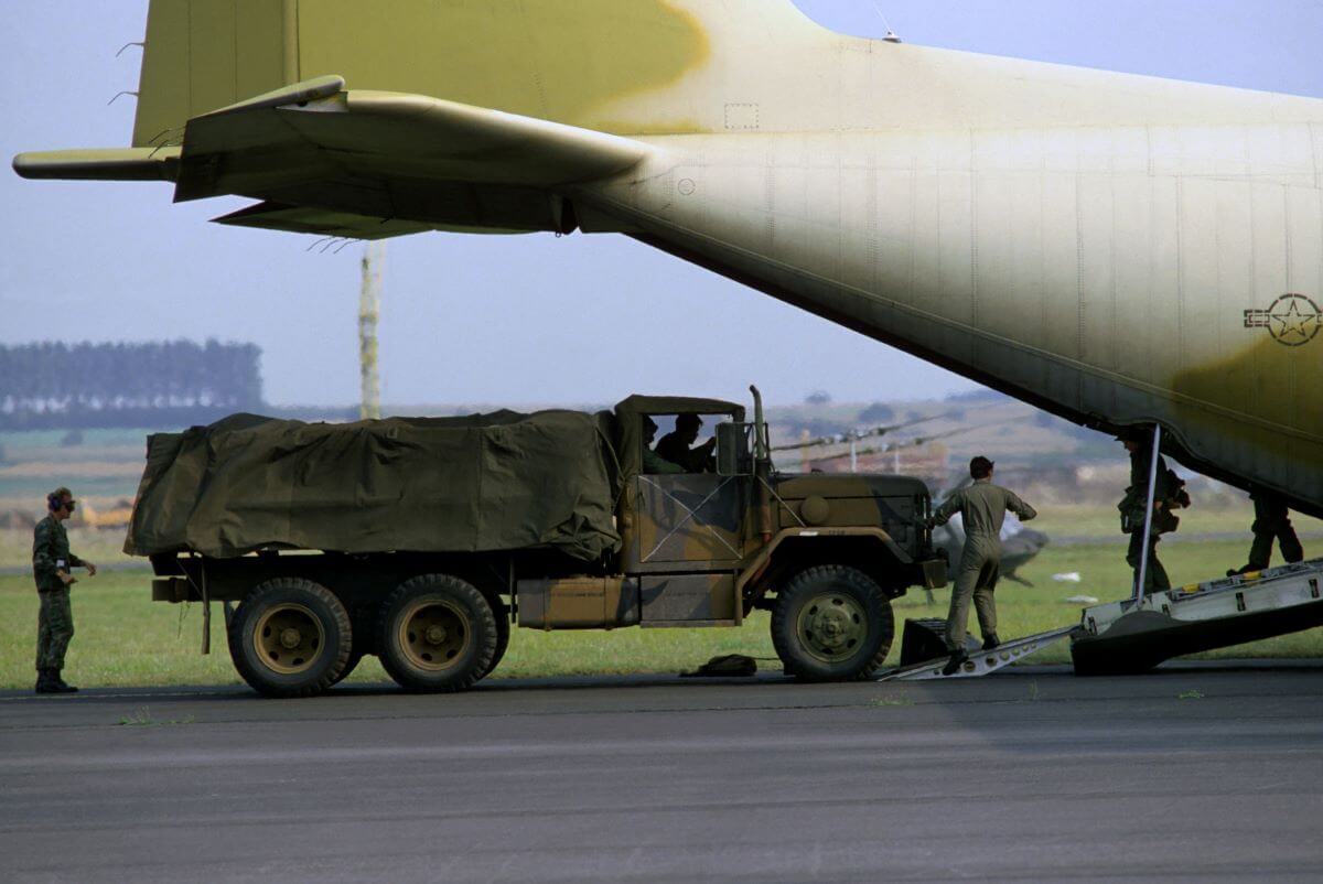 DF-ST-85-04811