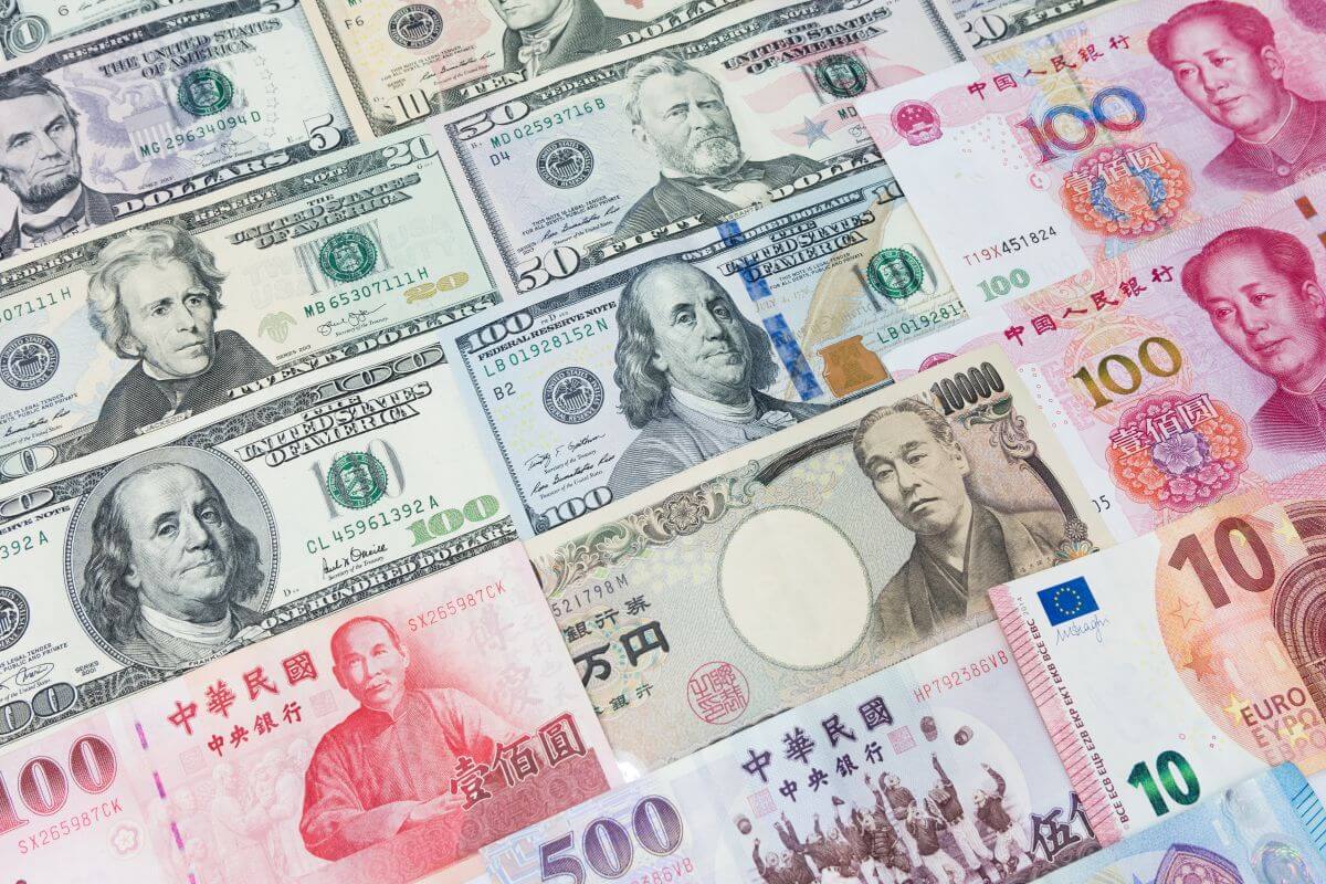 DollarsYuanYenNTD