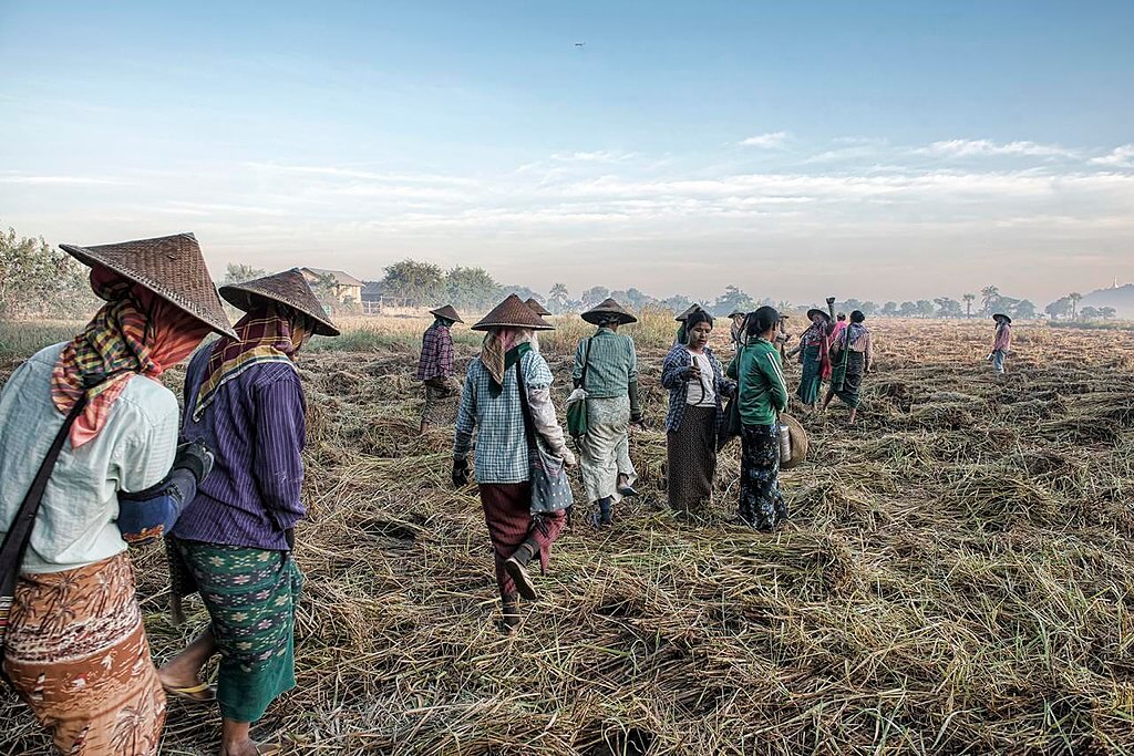 Myanmar_at_the_crossroads_(8449747740)